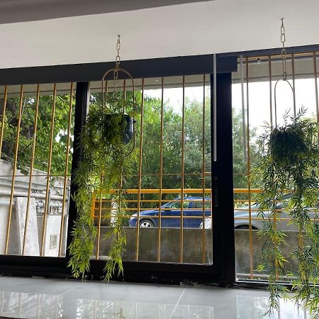 Almond Apartment Солун Екстериор снимка