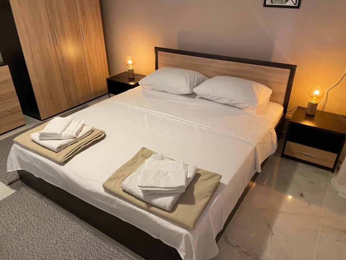Almond Apartment Солун Екстериор снимка