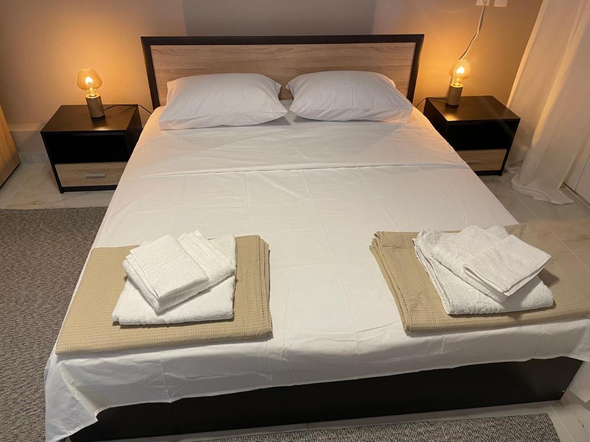 Almond Apartment Солун Екстериор снимка