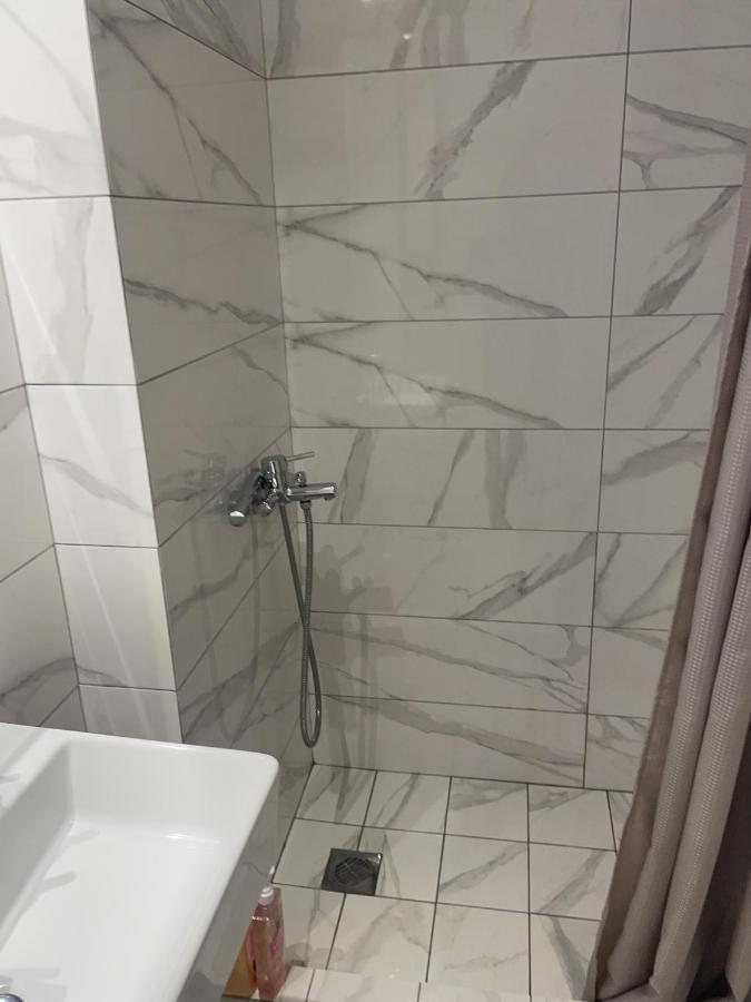 Almond Apartment Солун Екстериор снимка